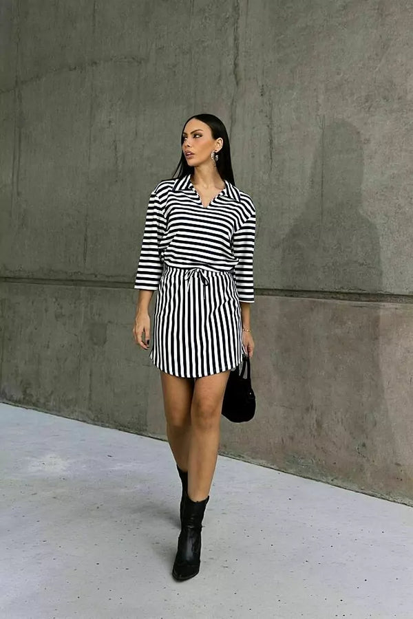 Conjunto listrado bege